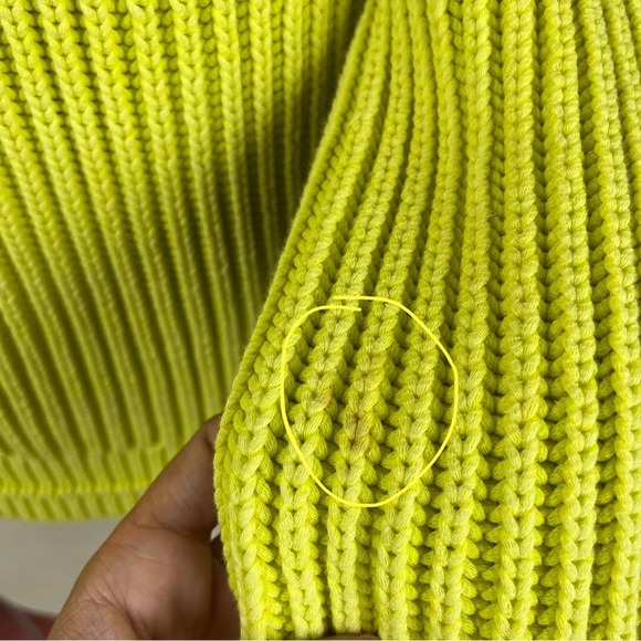 J. Crew Women's Sweater in Bright Yellow - Picture 5 of 9